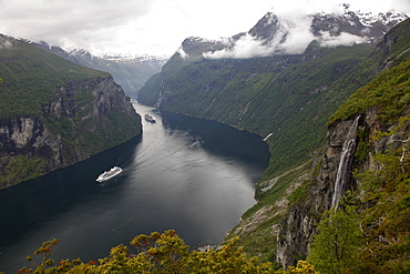 Geiranger Fjord, UNESCO World Heritage Site, More og Romsdal, Norway, Scandinavia, Europe