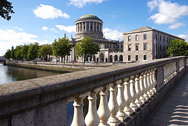 Four Courts and River Liffey, Dublin, Republic of Ireland, Europe