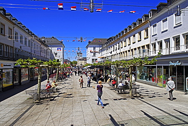 Shopping street Franzstravue, Saarlouis, Saarland, Germany, Europe