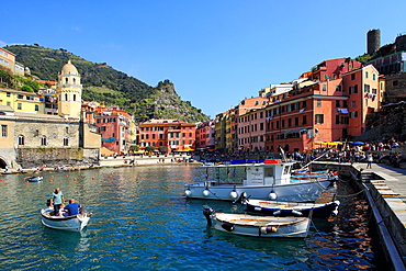 Vernazza, Italian Riviera, Cinque Terre, UNESCO World Heritage Site, Liguria, Italy, Europe