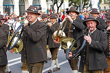 Traditional Costume Parade on occasion of the Oktoberfest, Munich, Upper Bavaria, Bavaria, Germany, Europe