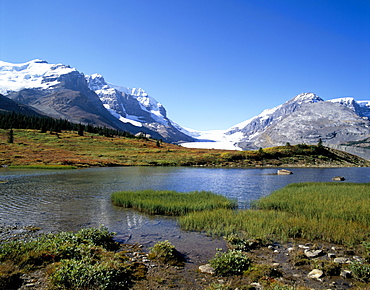 Athabasca Glacier and Sunwapta Lake, Rocky Mountains, Jasper National Park, UNESCO World Heritage Site, Alberta, Canada, North America