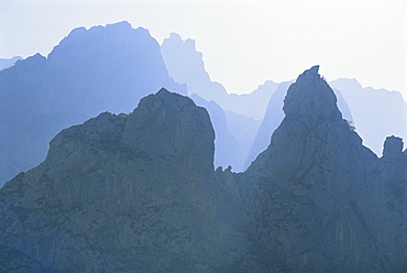 Ridges of jagged limestone peaks over 2000m high in the Valdeon area, near the Cares Gorge, in the Picos de Europa mountains in Cantabria, Spain, Europe