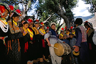 Kalash women, Rites of Spring, Joshi, Bumburet (Bumboret) Valley, Pakistan, Asia