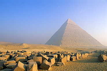 Pyramid of Chephren in the early morning, UNESCO World Heritage Site, Giza, near Cairo, Egypt, North Africa, Africa