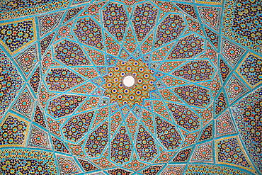 Ceiling of Tomb of Hafez, Iran's most famous poet, 1325-1389, Shiraz, Iran, Middle East