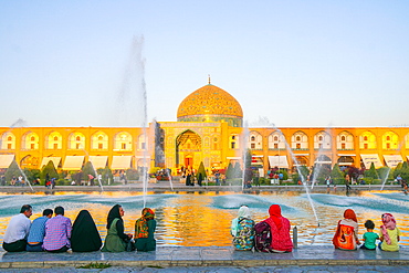 View across Naqsh-e (Imam) Square from Ali Qapu Palace opposite Sheikh Lotfollah Mosque, UNESCO World Heritage Site, Isfahan, Iran, Middle East