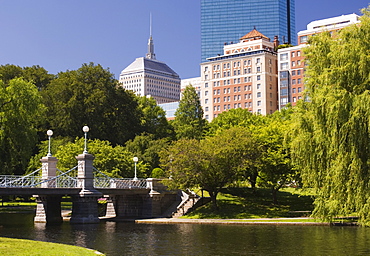 Lagoon Bridge in the Public Garden, Boston, Massachusetts, New England, United States of America, North America