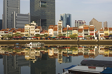 Boat Quay and the Singapore River with the Financial District behind, Singapore, South East Asia