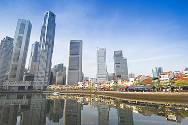 Boat Quay and the Singapore River with the Financial District behind, Singapore, South East Asia