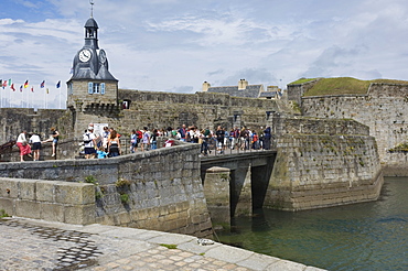 The Belfrey and Causeway entrance to the old walled town of Concarneau, Southern Finistere, Brittany, France, Europe