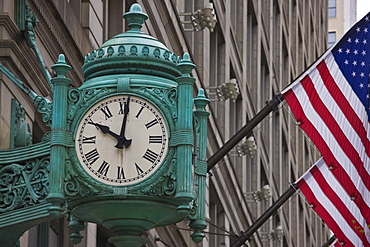 The Marshall Field Building Clock, now Macy's department store, Chicago, Illinois, United States of America, North America