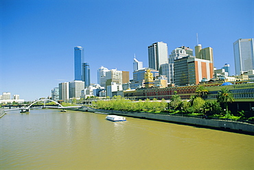 Yarra River and city skyline, Melbourne, Victoria, Australia