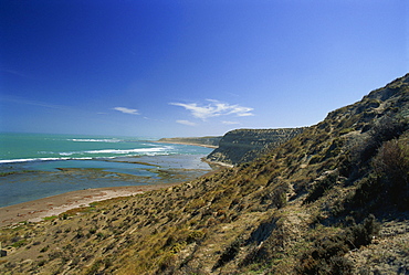 Dramatic desert coastline of the Valdez Peninsula, Argentina, South America