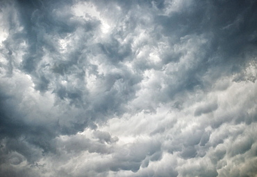 Mammatus or mammatocumulus clouds form on the underside of thunderstorms, Oklahoma, United States of America, North America