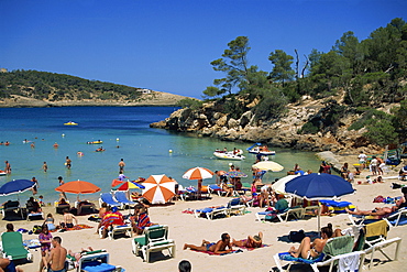 Crowded beach at Portinatx, Ibiza, Balearic Islands, Spain, Mediterranean, Europe