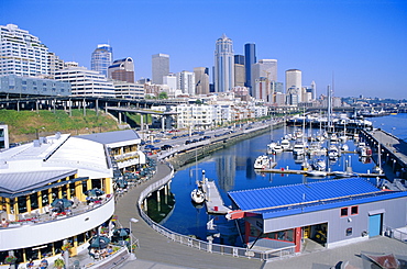 City skyline and waterfront, Seattle, Washington State, United States of America (U.S.A.), North America