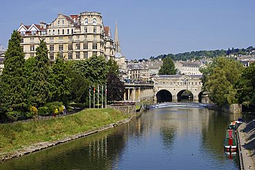 Pulteney Bridge and River Avon, Bath, UNESCO World Heritage Site, Avon, England, United Kingdom, Europe