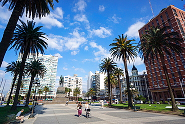 Plaza Independencia, Montevideo, Uruguay, South America