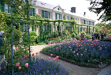 Monet's house and garden, Giverny, Haute Normandie (Normandy), France, Europe