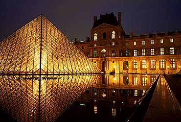 Musee du Louvre and Pyramide, Paris, France, Europe