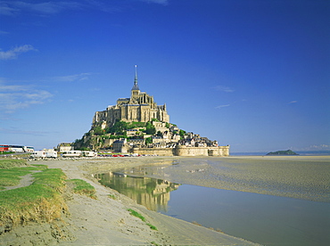 Mont St. Michel, UNESCO World Heritage Site, La Manche region, Basse-Normandie, France, Europe