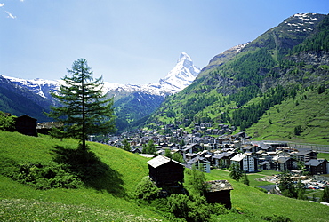 Zermatt, and the Matterhorn, Swiss Alps, Switzerland, Europe