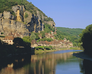 La Roque Gageac, the Dordogne, Aquitaine, France, Europe