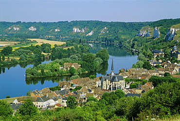 Les Andeleys (Les Andelys) and the River Seine, Haute Normandie (Normandy), France, Europe