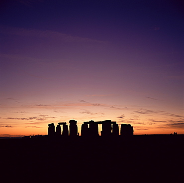 Stonehenge at sunset, UNESCO World Heritage Site, Wiltshire, England, United Kingdom, Europe