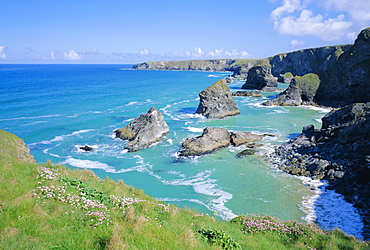 Bedruthan Steps, north coast, Cornwall, England, UK