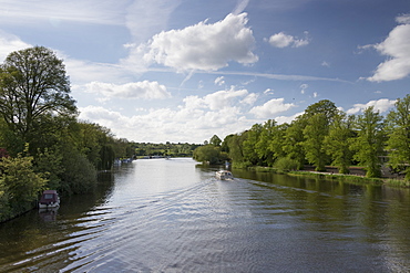 River Thames at Cookham, Berkshire, England, United Kingdom, Europe