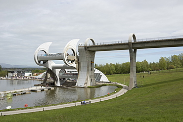 The Falkirk Wheel operating, Falkirk, Scotland, United Kingdom, Europe