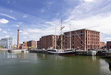 Merseyside Maritime Museum and the pumphouse, Liverpool, Merseyside, England, United Kingdom, Europe