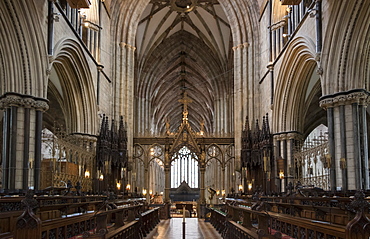 Choir and nave looking West, Worcester Cathedral, Worcester, England, United Kingdom, Europe