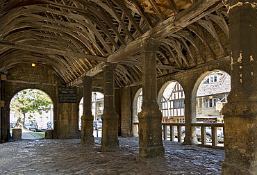 Market Hall dating from 1627, Chipping Campden, Gloucestershire, Cotswolds, England, United Kingdom, Europe