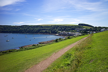 Coast path to Kingsand and Cawsand, Rame Peninsula, Cornwall, England, United Kingdon, Europe