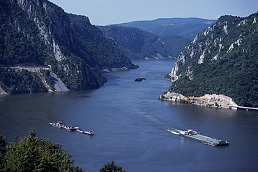 Iron Gates area of the River Danube (Dunav), Serbia, Europe