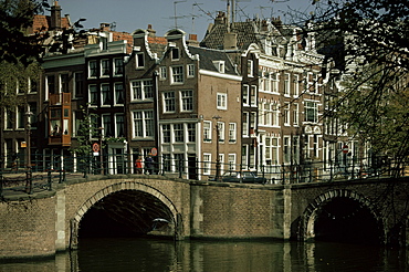 Junction of Reguliersgracht and Keizersgracht canals, Amsterdam, Holland, Europe