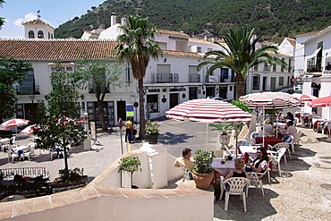 Town plaza with restaurants and shops, mountain village, Mijas, Costa del Sol, Andalucia, Spain, Europe