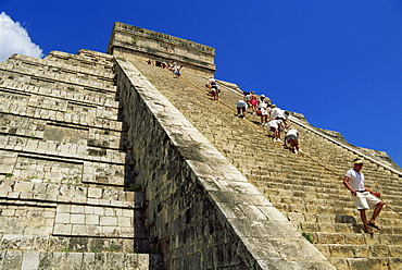 Tourists climbing El Castillo, Chichen Itza, UNESCO World Heritage Site, Mexico, North America