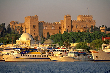 Rhodes Town Harbour, Rhodes, Dodecanese, Greek Islands, Greece, Europe