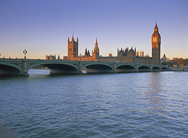 Houses of Parliament (Palace of Westminster), UNESCO World Heritage Site, Westminster Bridge and River Thames, London, England, UK, Europe