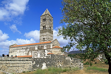 Santissima Trinita di Saccargia, Logudoro region, Sardinia, Italy, Europe