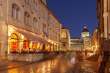 Pred Dvorom, lit up at dusk, cathedral in background, Dubrovnik, Croatia, Europe