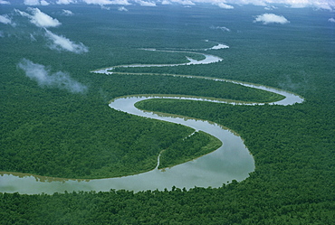 Meandering river, Irian Jaya, Indonesia, Southeast Asia, Asia