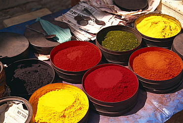 Spices for sale, Pisac Market, Cuzco area, Peru, South America