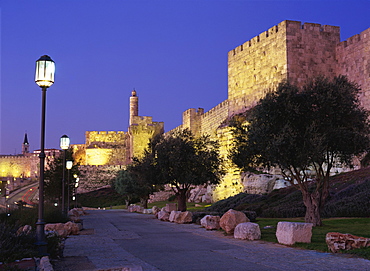 Walls promenade and Tower of David at dusk, Jerusalem, Israel, Middle East