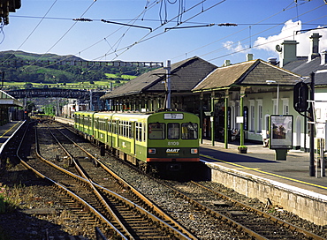 The DART, Dublin's light railway, Bray railway station, Bray, Co. Dublin, Eire (Republic of Ireland), Europe