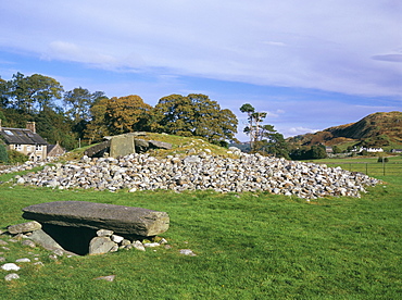 Nether Largie South Cairne, burial cairn, part of the Neolithic and Bronze Age linear cemetery, Kilmartin Glen, Argyll and Bute, Scotland, United Kingdom, Europe